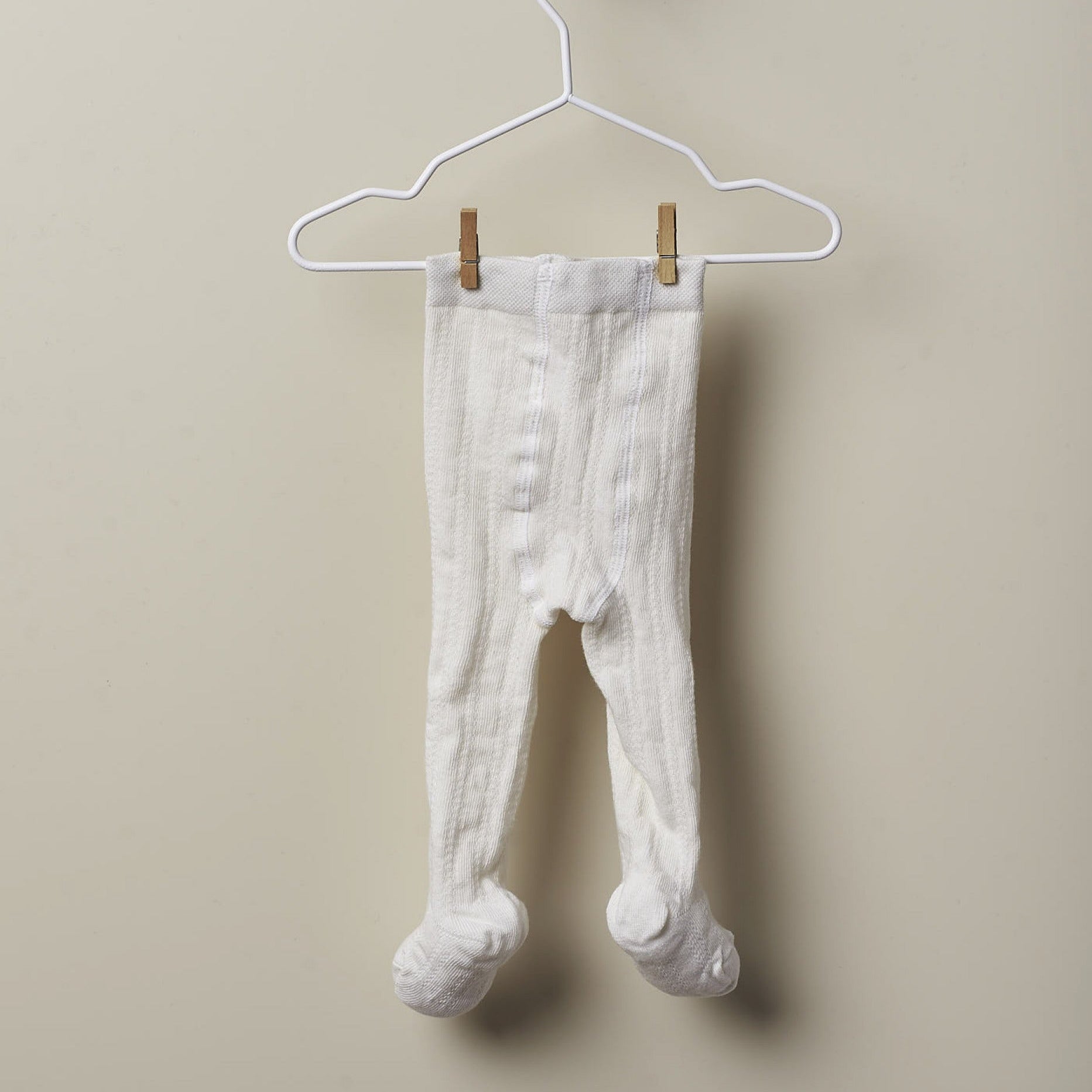 Collants de malha com design crochet para bebé - Wedoble