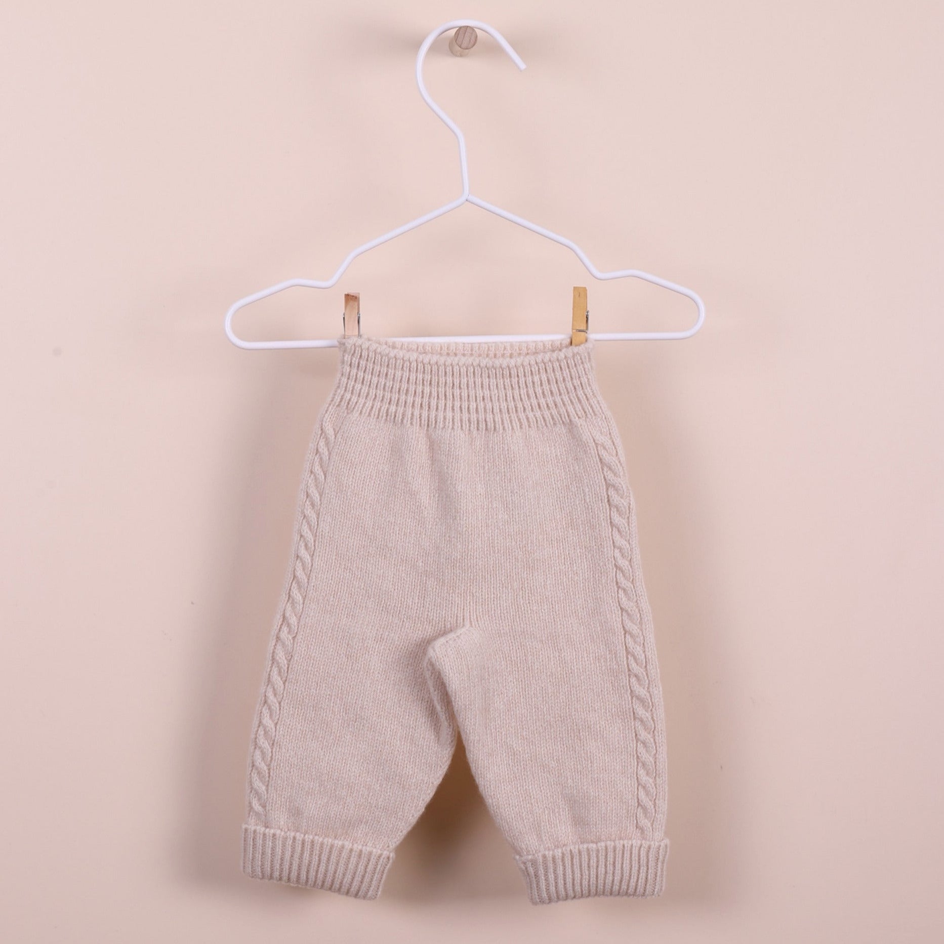 Conjunto de camisola e calças tricotadas em lã merino e caxemira | LOVING WINTER