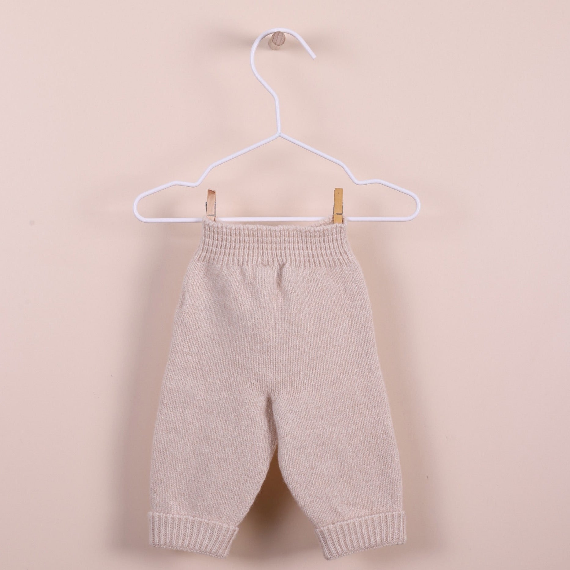 Conjunto de camisola e calças tricotadas em lã merino e caxemira | LOVING WINTER