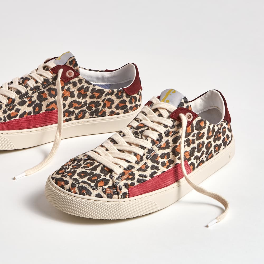 Ténis Peach Leopard e Borgona - Fleeters