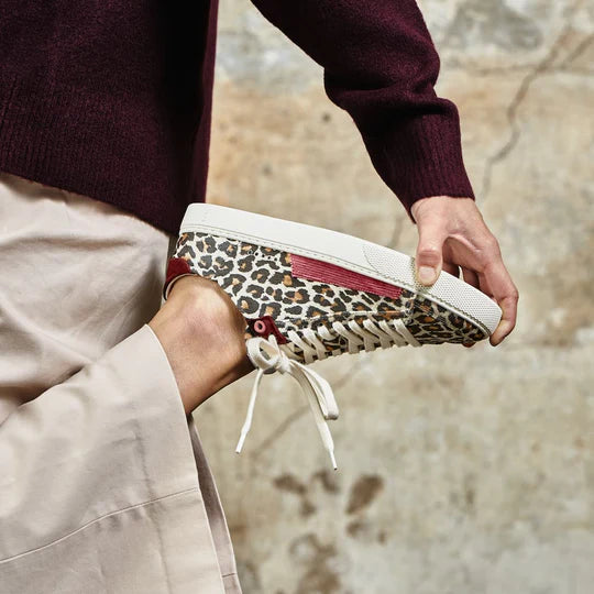 Ténis Peach Leopard e Borgona - Fleeters