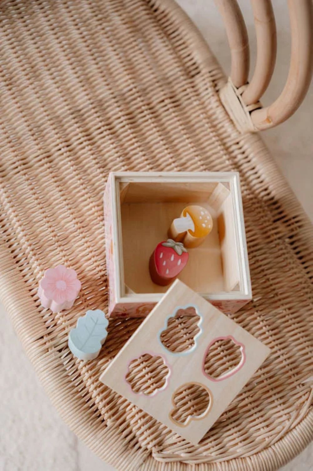 Caixa de Formas de Encaixe - Fairy Garden - Little Dutch