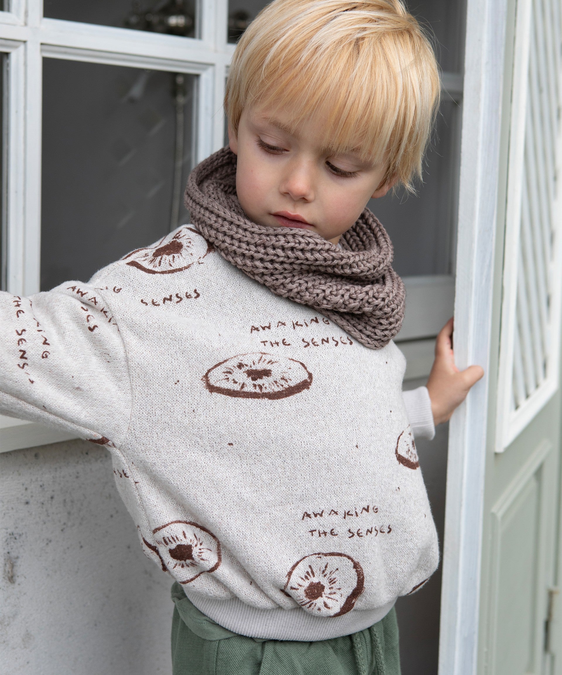 Camisola de malha com carda interior e ombros caídos | Wooden Memories - Play Up