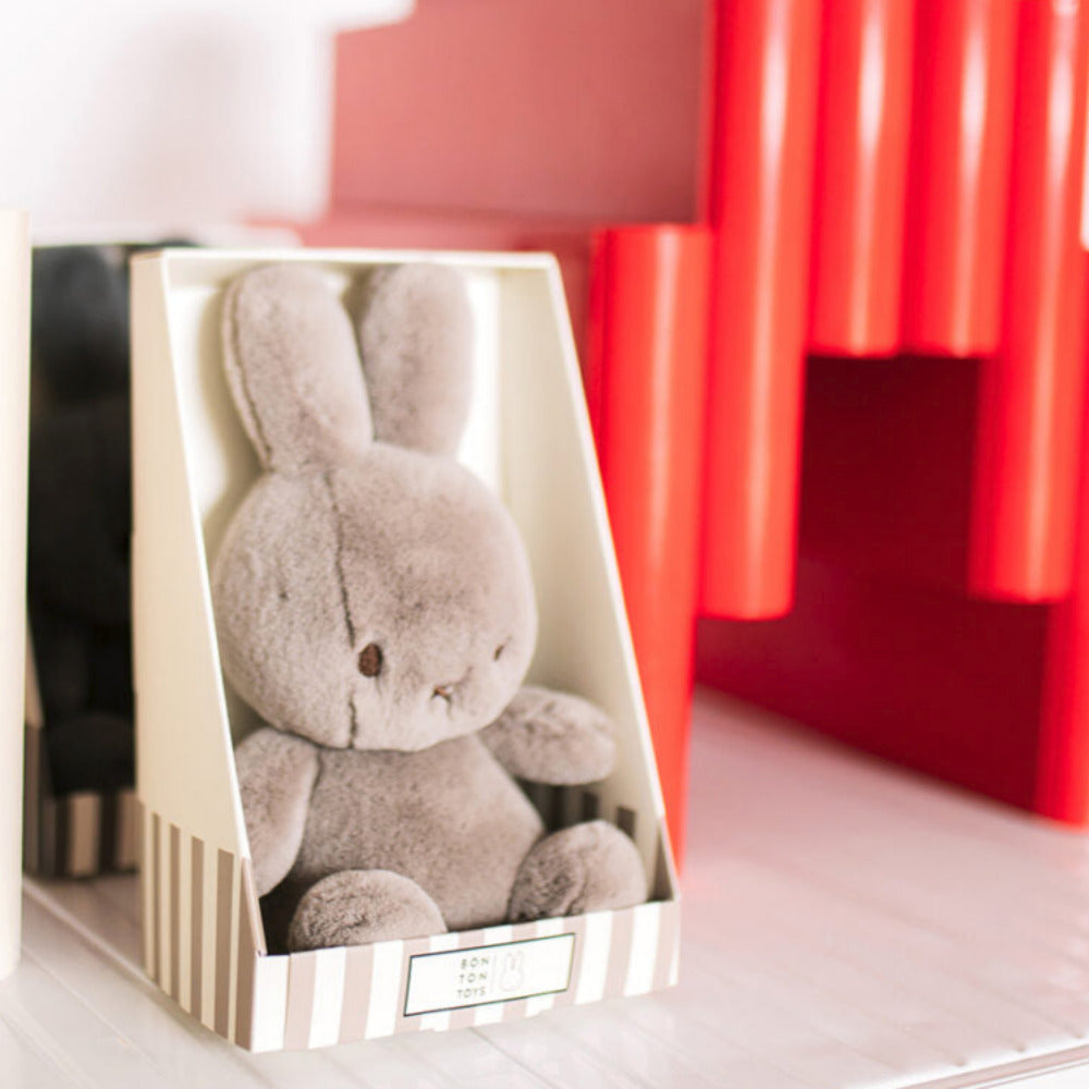 Cozy Miffy Sitting in giftbox - Miffy