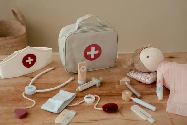 Doctor’s bag playset FSC - Little Dutch