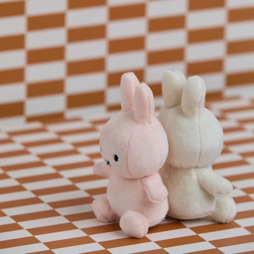 Lucky Miffy Sitting in giftbox - Miffy