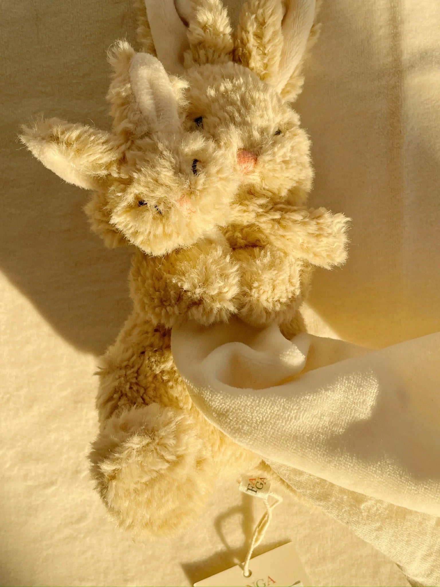 Doudou Coelhinha de peluche - FANGA FONTANA - Konjes Slojd