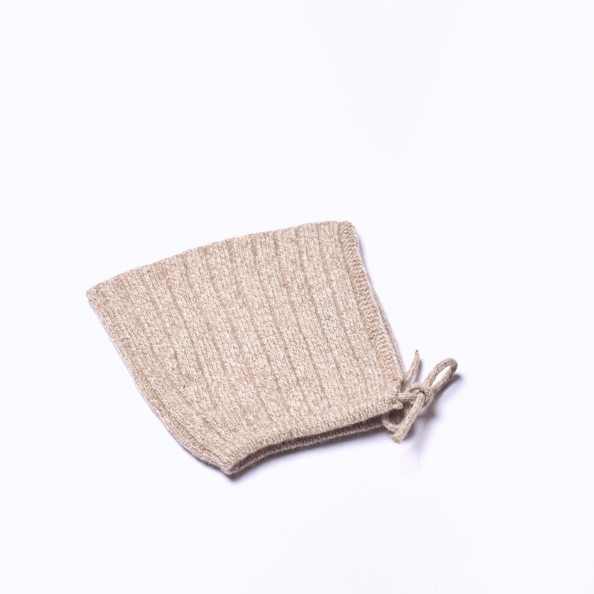 Touca tricotada em lã merino | LITTLE TEDDY BEAR - Wedoble