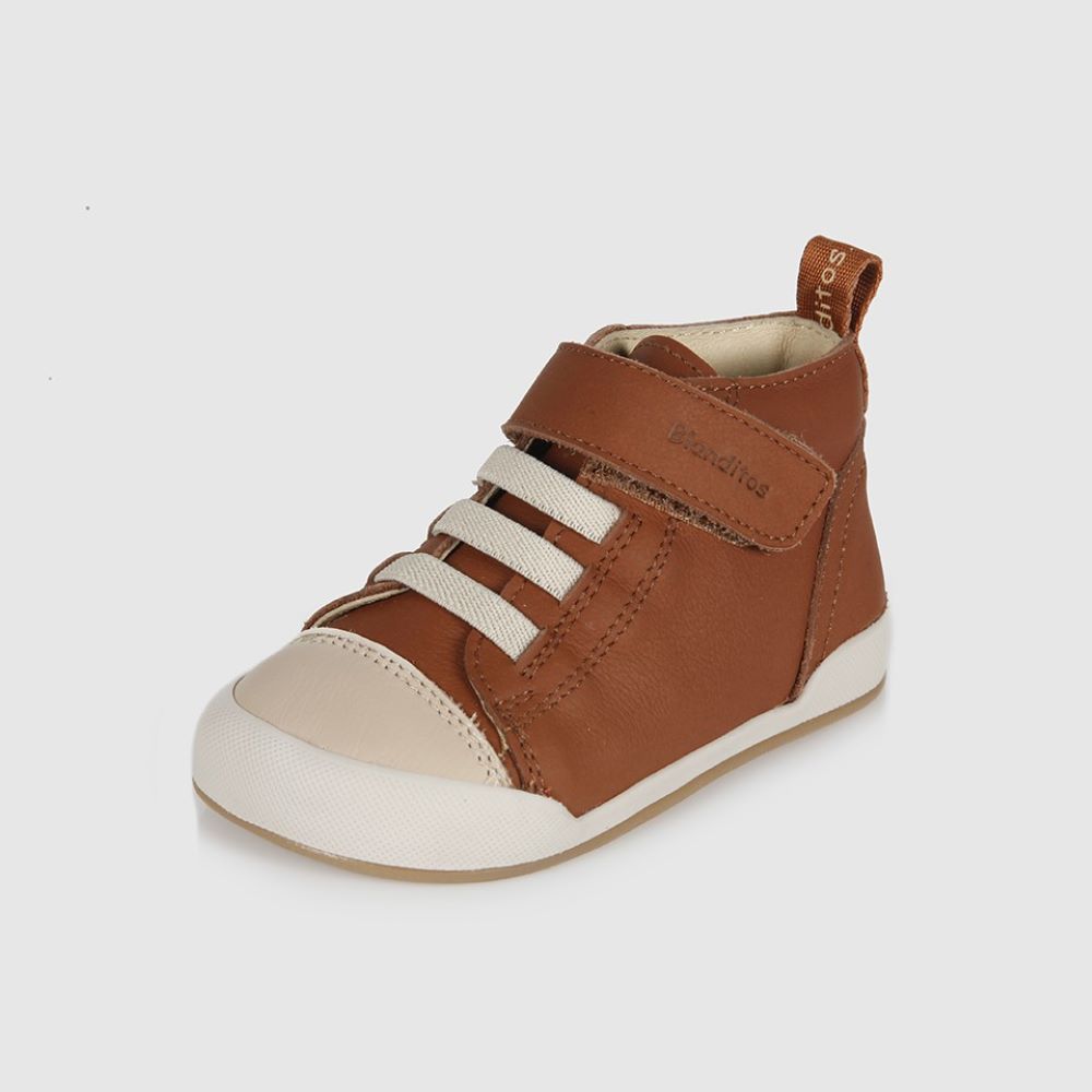 Bota BOSTON Castanho - AQUISIÇÃO DE MARCHA - Blanditos By Crios