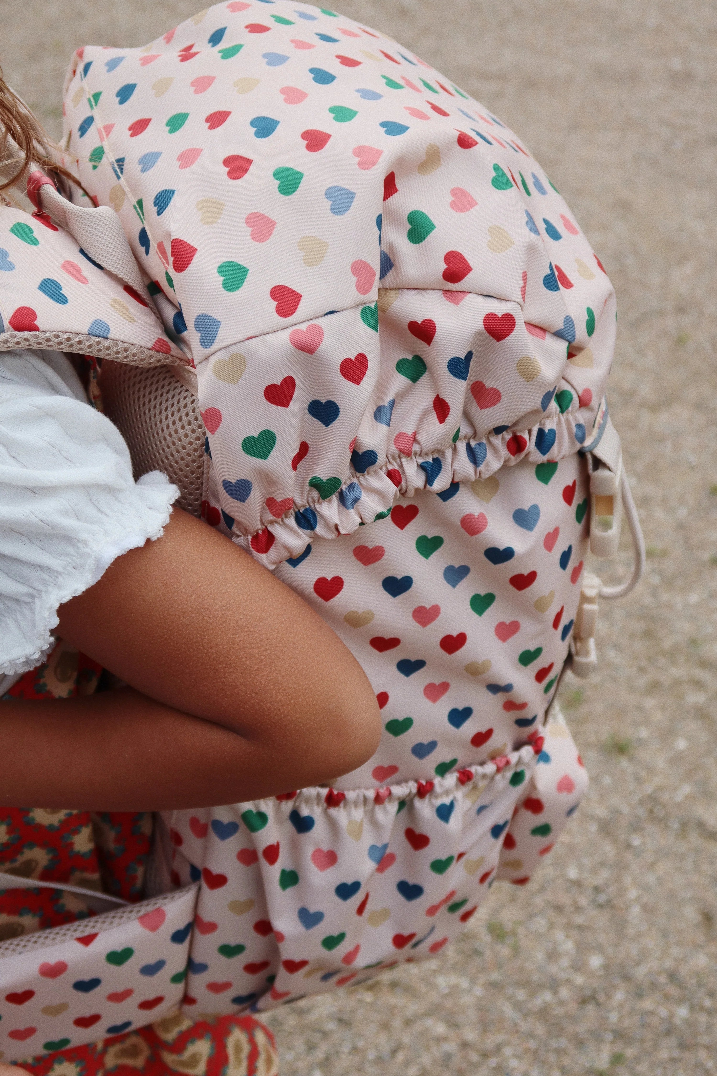 Mochila Escolar CLOVER Couer Coloré Frappé e acessórios - Konges Slojd