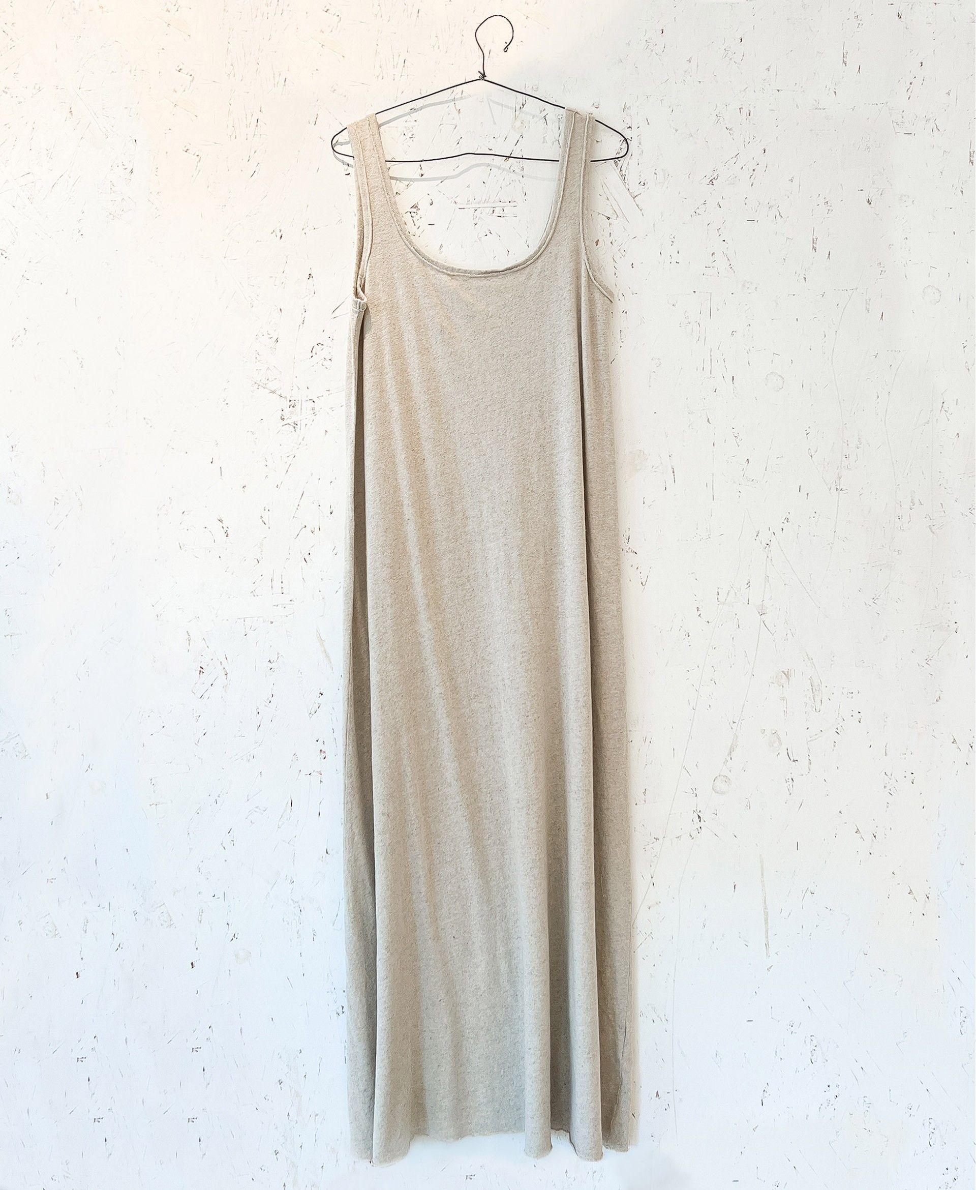 Vestido comprido em fibras naturais - Play Up - chuvadeamor