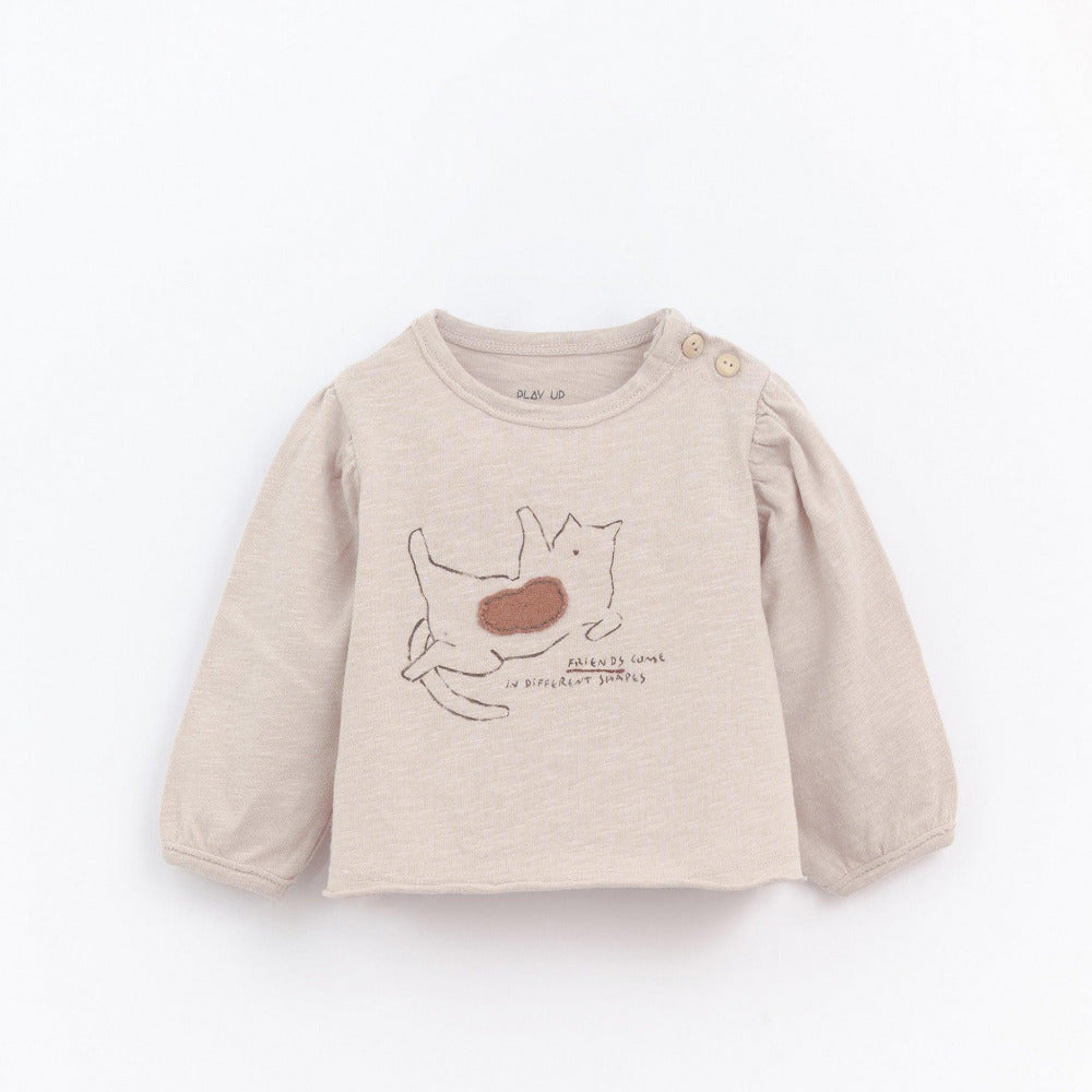 T-shirt com abertura no ombro - chuvadeamor