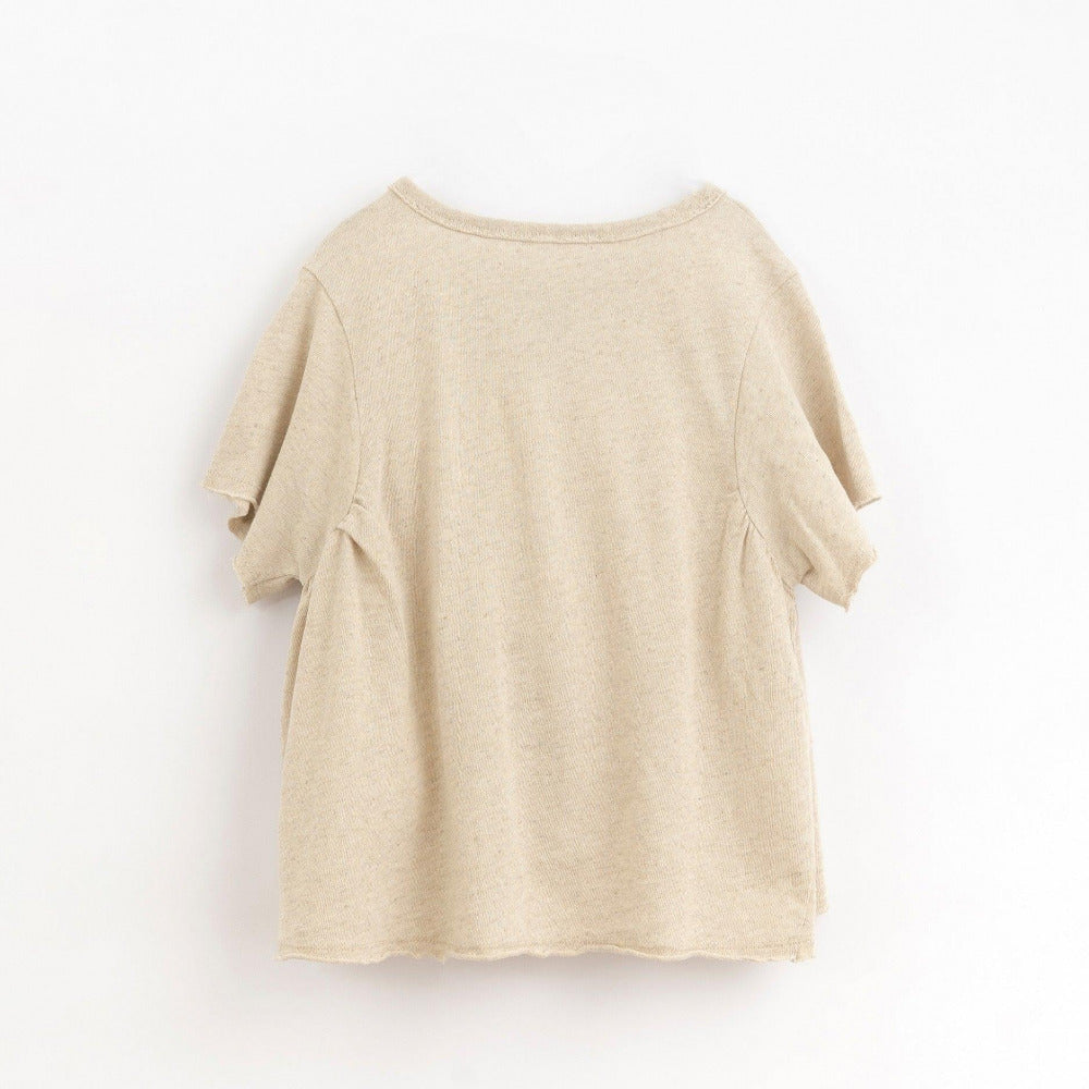 T-shirt com pormenor bordado à frente - Play Up - chuvadeamor