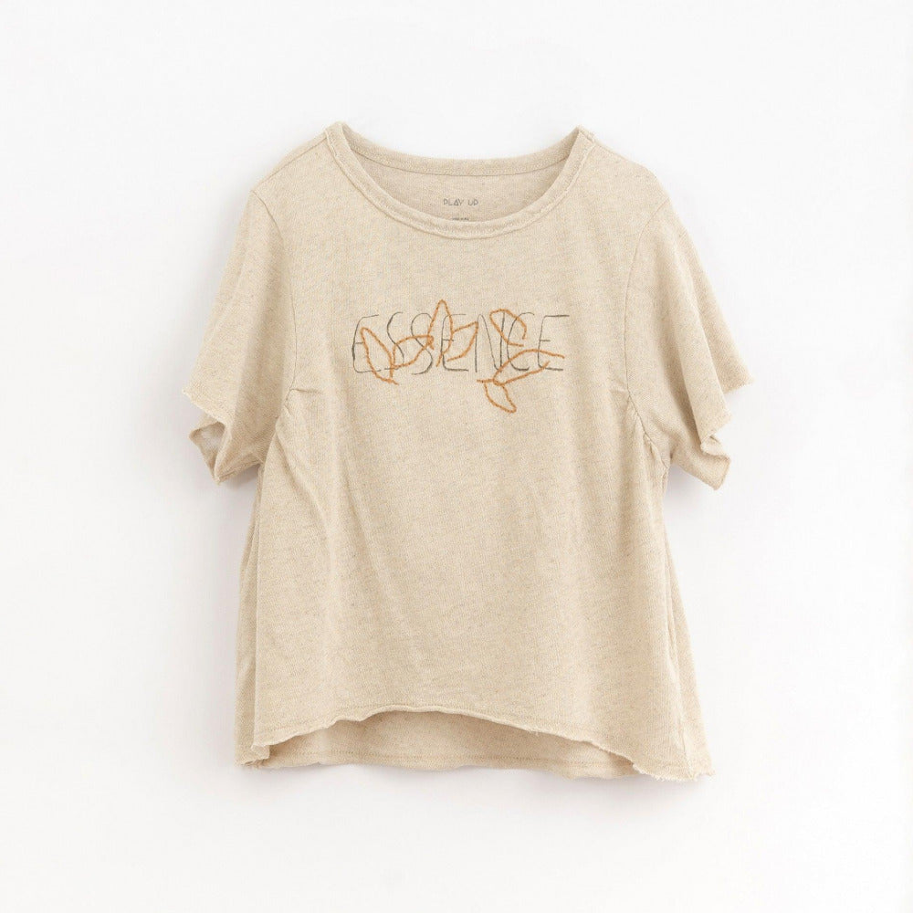 T-shirt com pormenor bordado à frente - Play Up - chuvadeamor