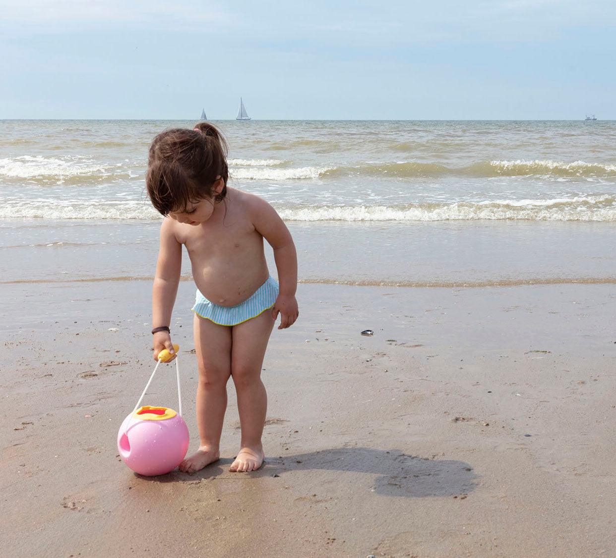 Balde de praia sem derramemento "Ballo" - Quut - chuvadeamor