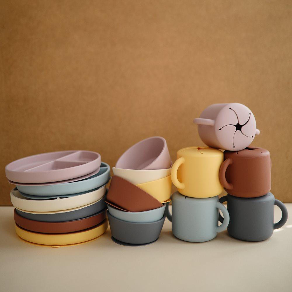 Taça com ventosa em silicone - chuvadeamor