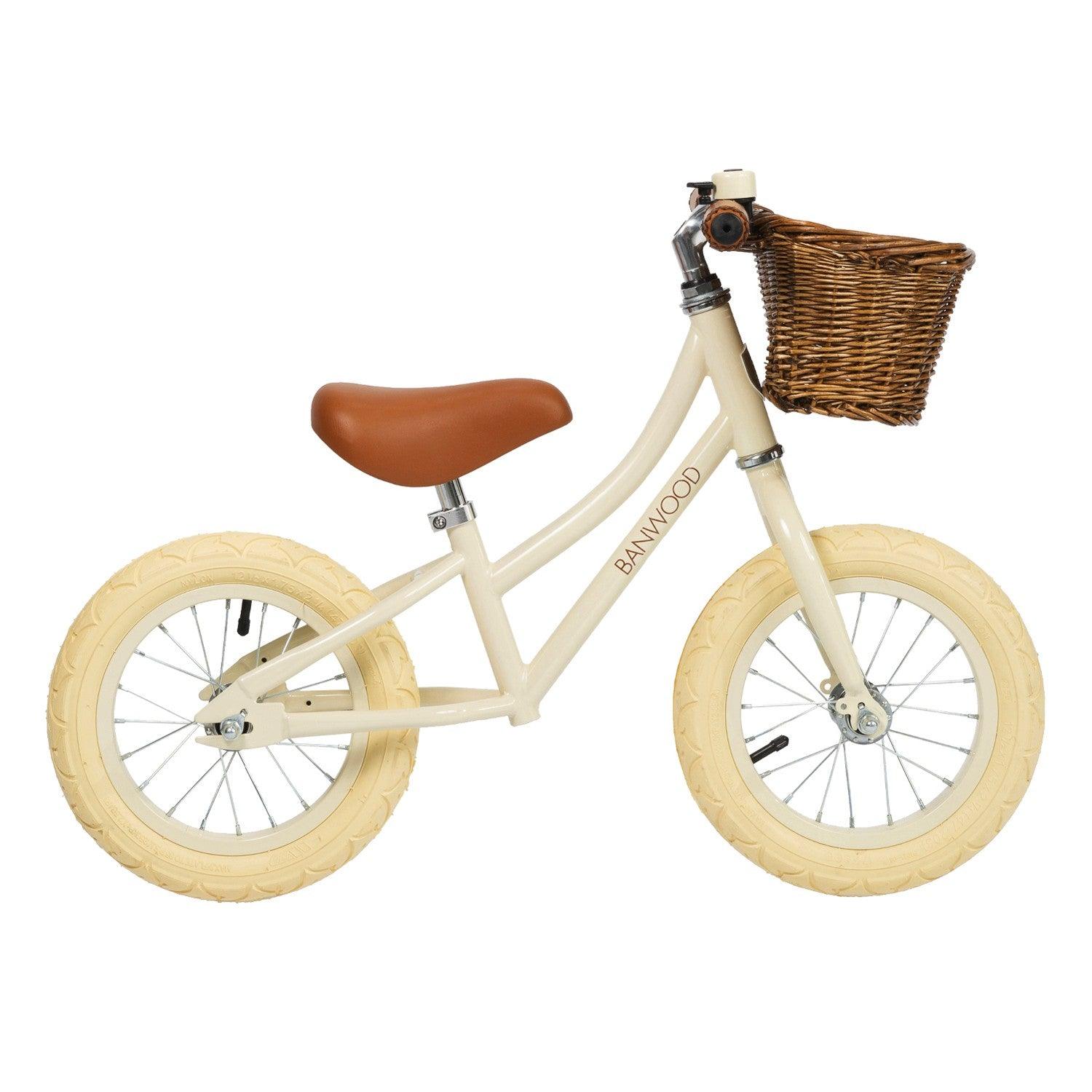 Bicicleta de equilibrio - chuvadeamor