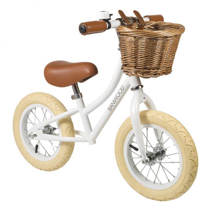 Bicicleta de equilibrio - chuvadeamor