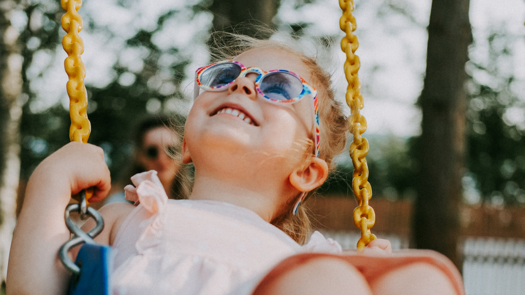 Como escolher os óculos de sol mais indicados para as crianças?