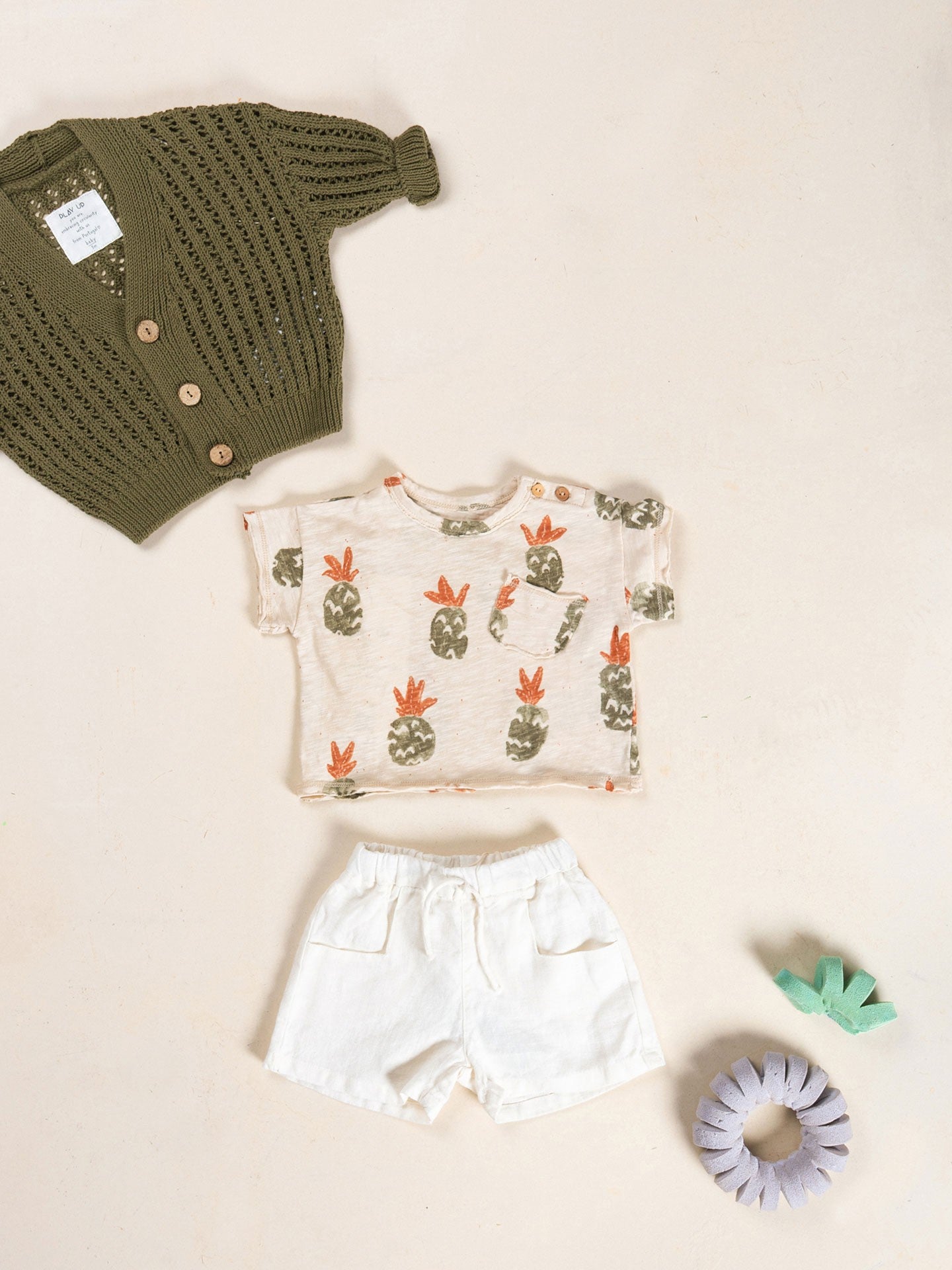 T-shirt com estampado de ananases - Play Up