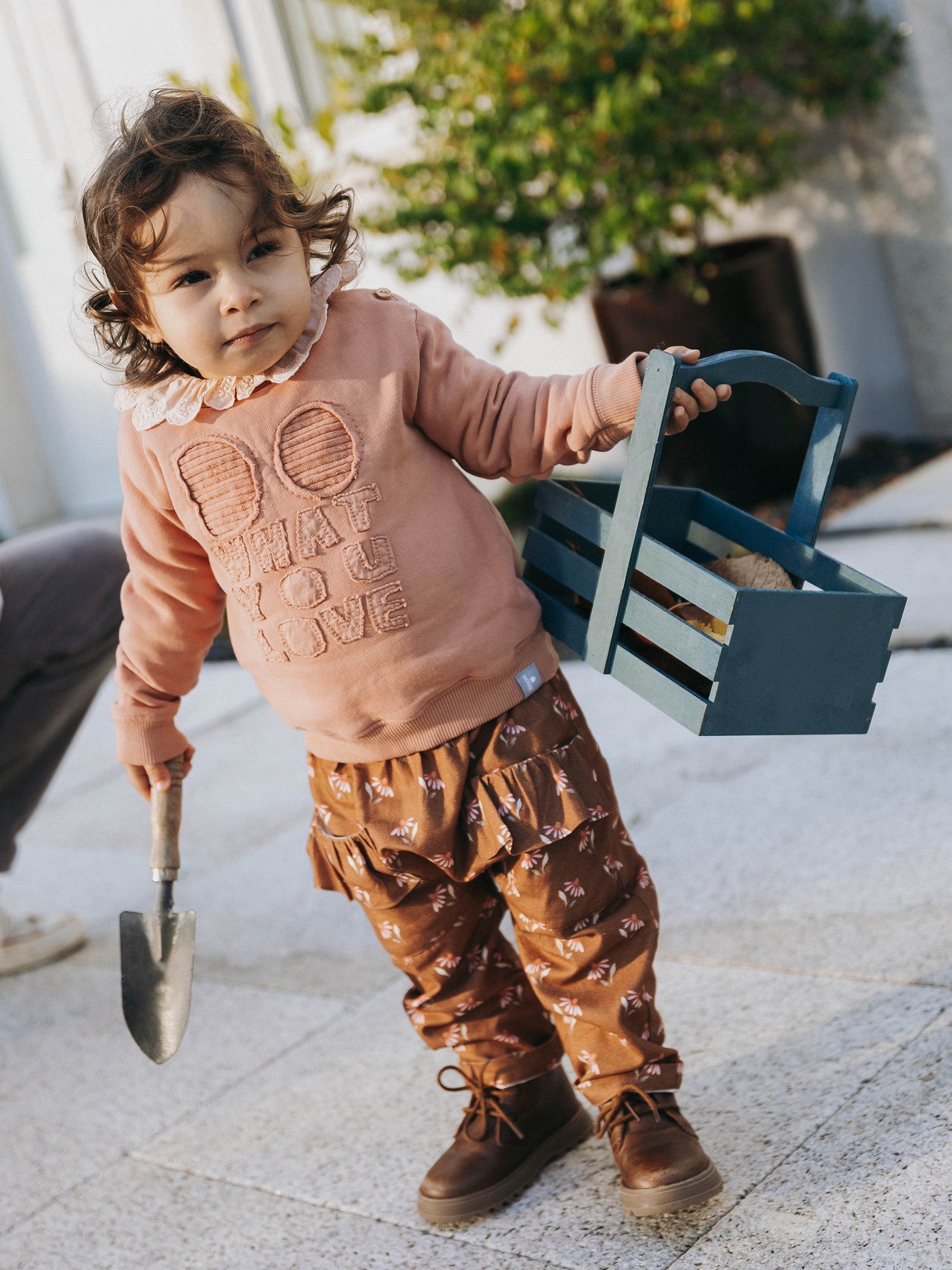 Calças flores com bolsos - SNUG