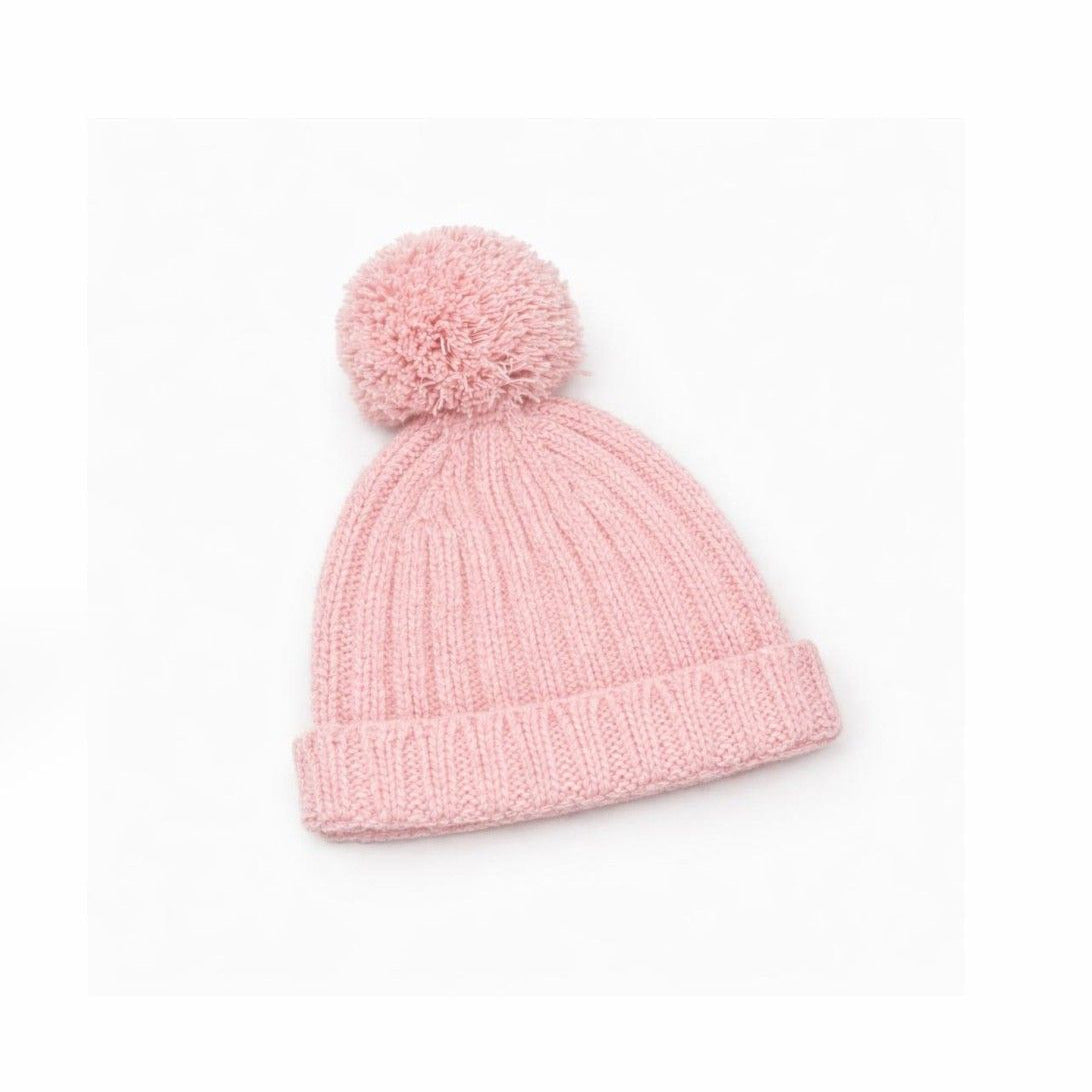 Gorro com pompom tricotado em lã merino | WINTER GLOW - WEDOBLE