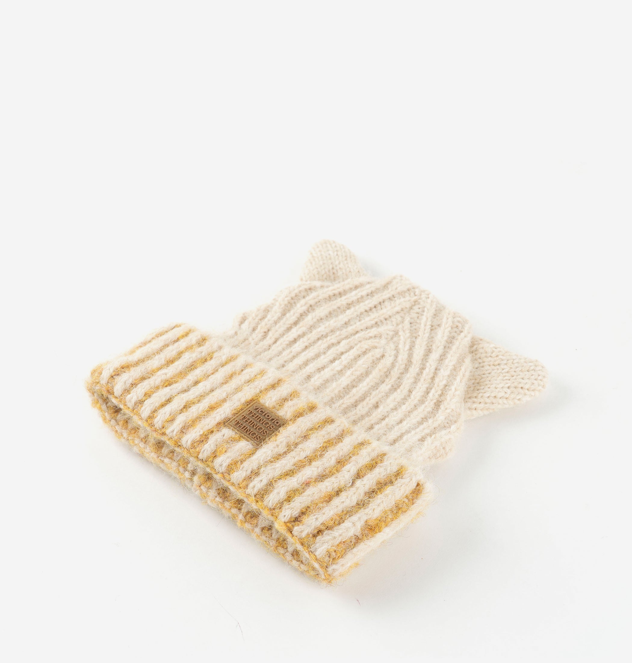 Gorro com Orelhinhas - VICTORIA SHOES