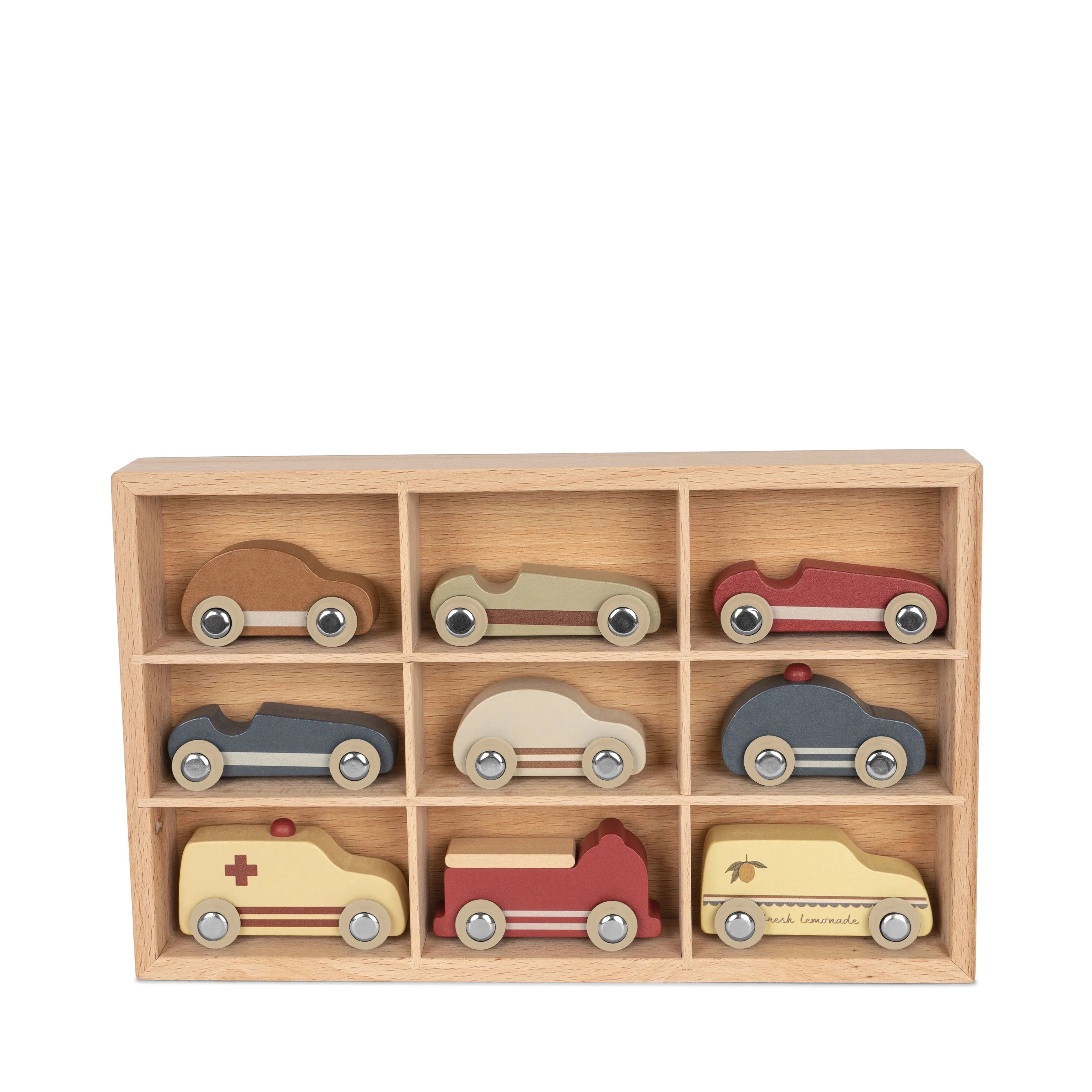 Mini carrinhos de madeira - Konjes Slojd