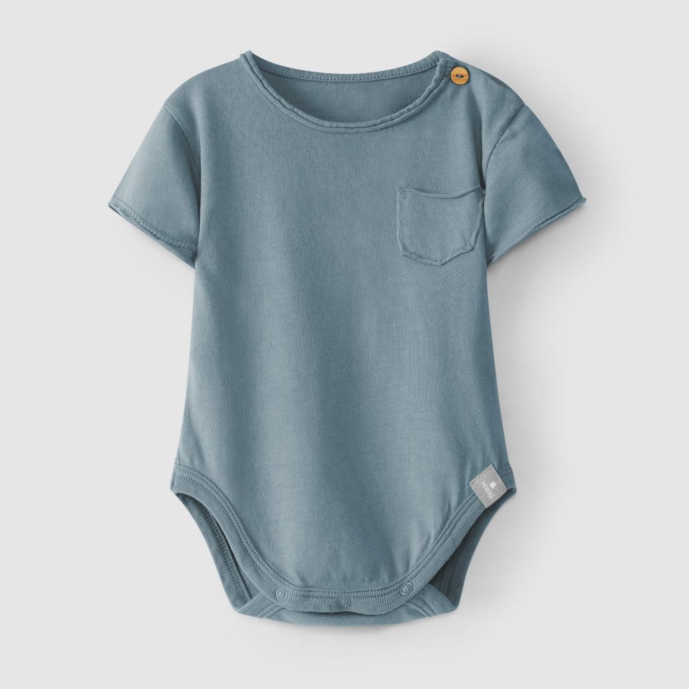 Body liso com bolso - Snug