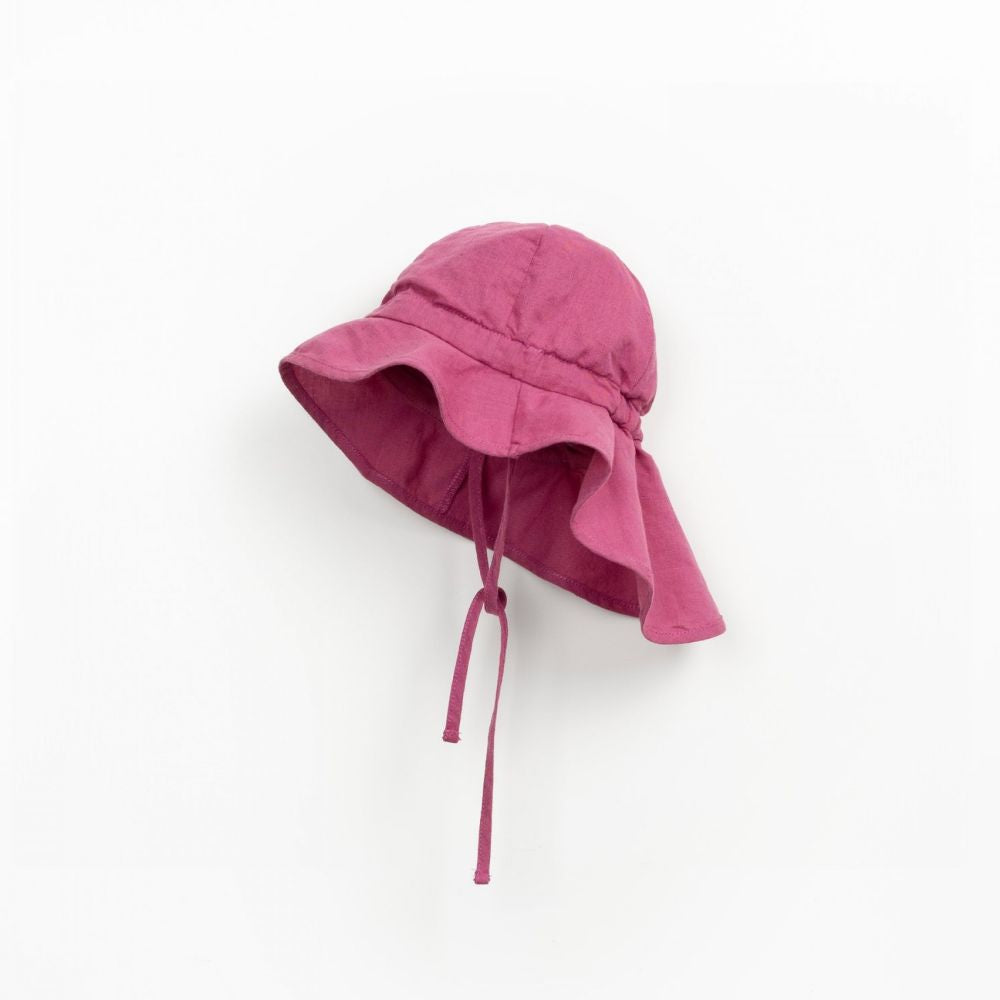 Chapéu rosa de tecido com aba assimétrica - Play Up