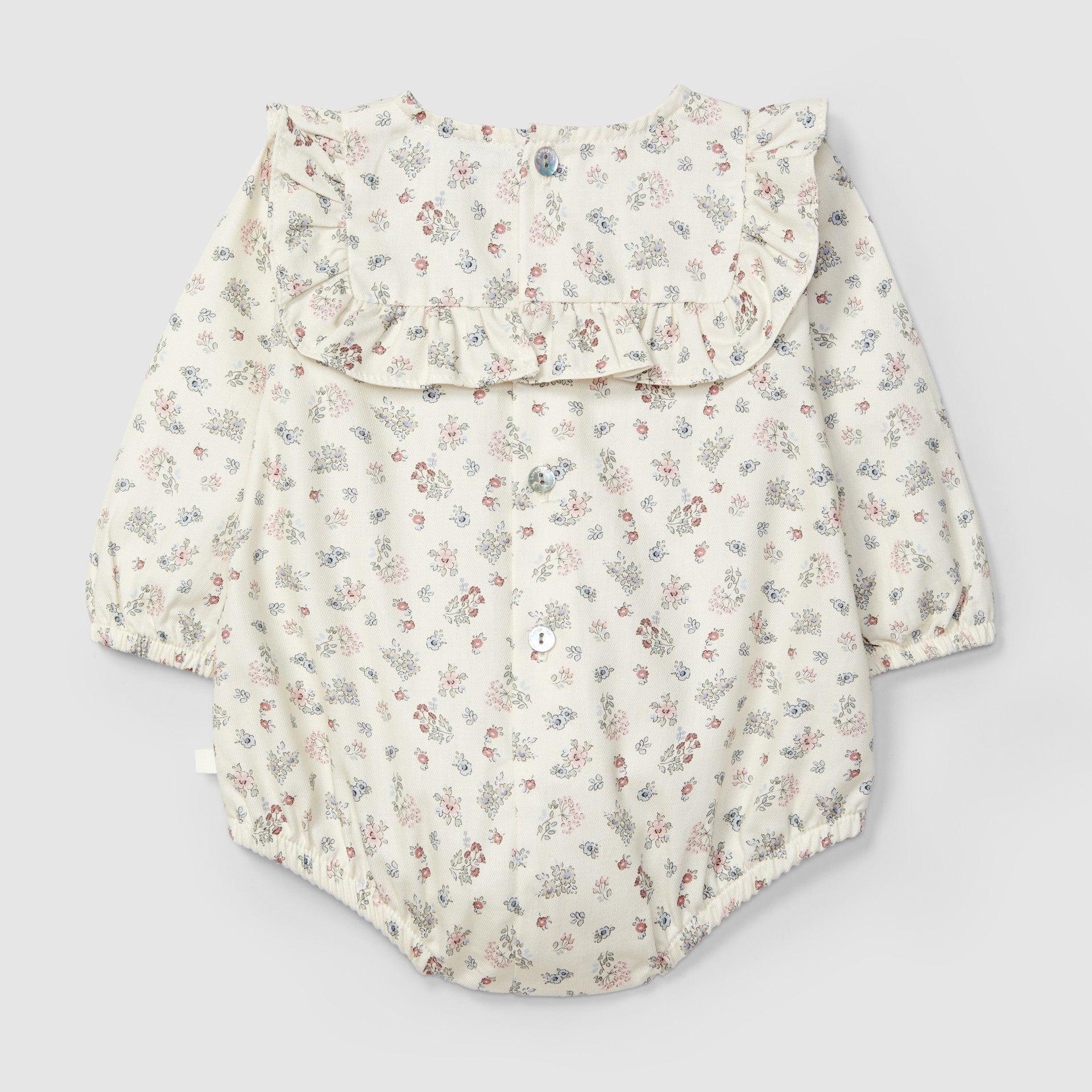 Fofo flores delicadas com detalhe de folho - Laranjinha