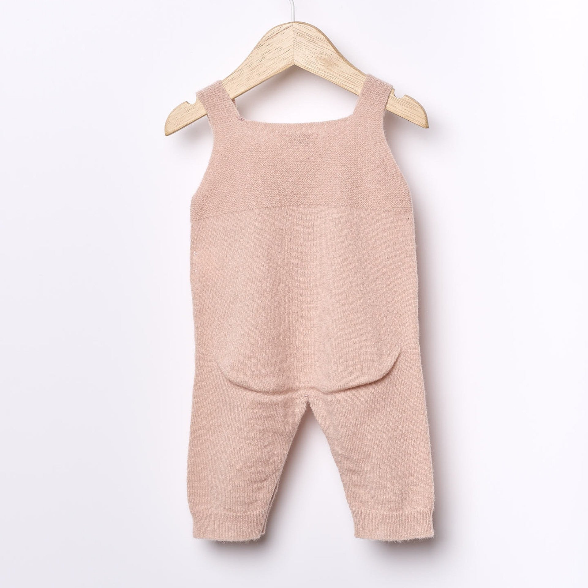 Jardineiras tricotadas em lã merino e caxemira | LITTLE LOVE - Wedoble