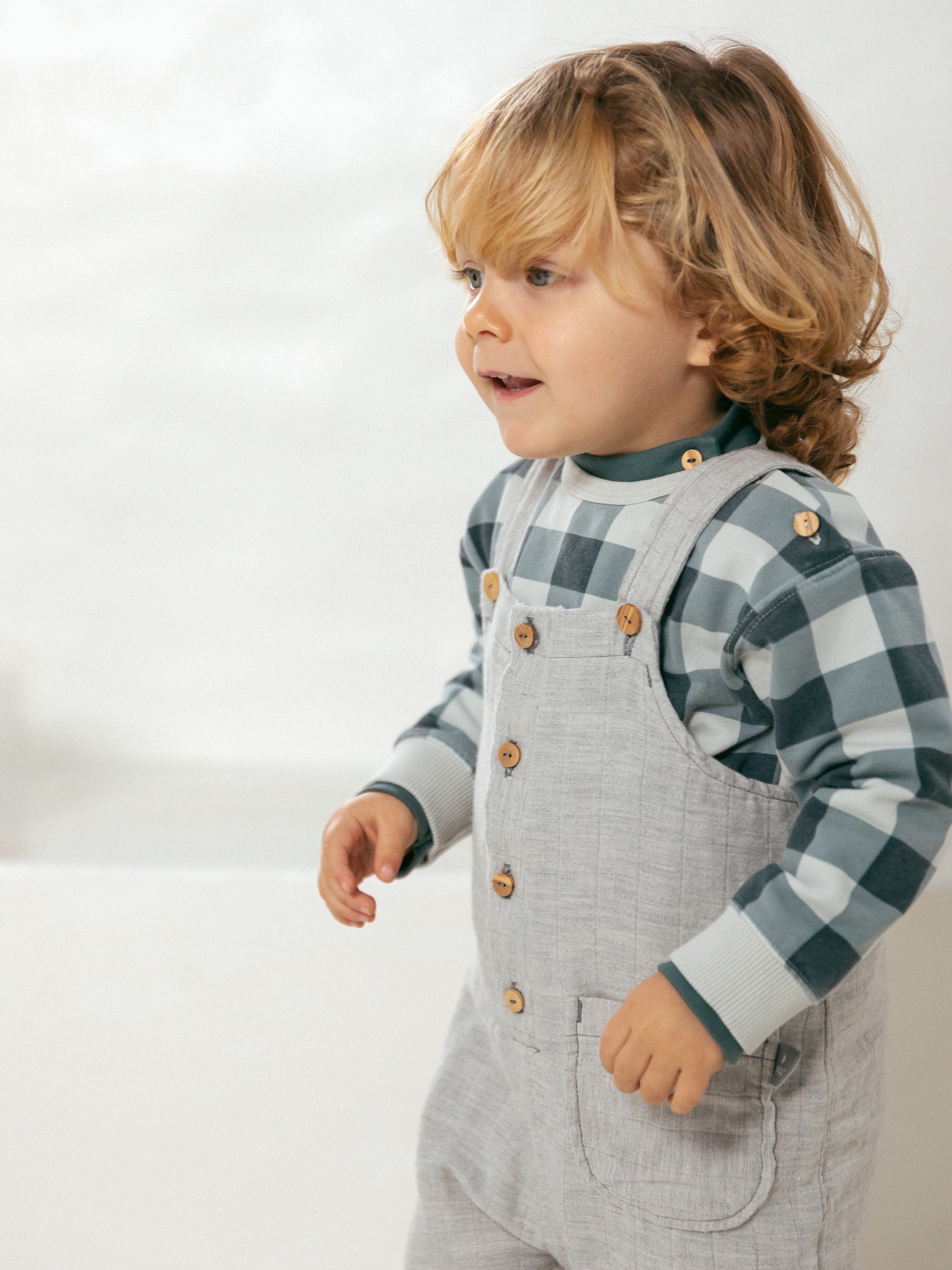 Jardineiras em gaze tripla com bolso - Snug