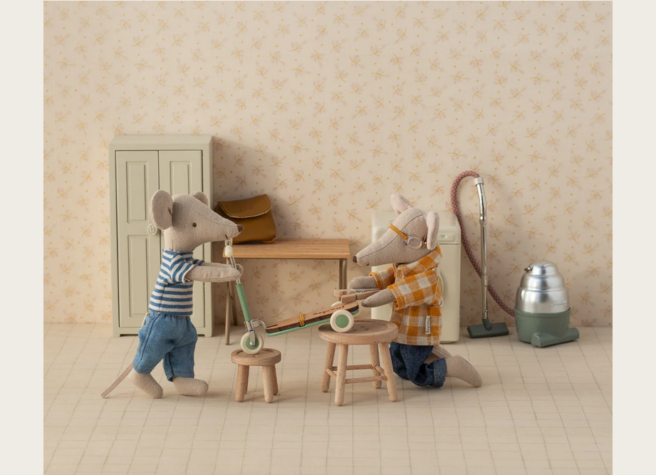 Mini aspirador para ratinhos - Maileg