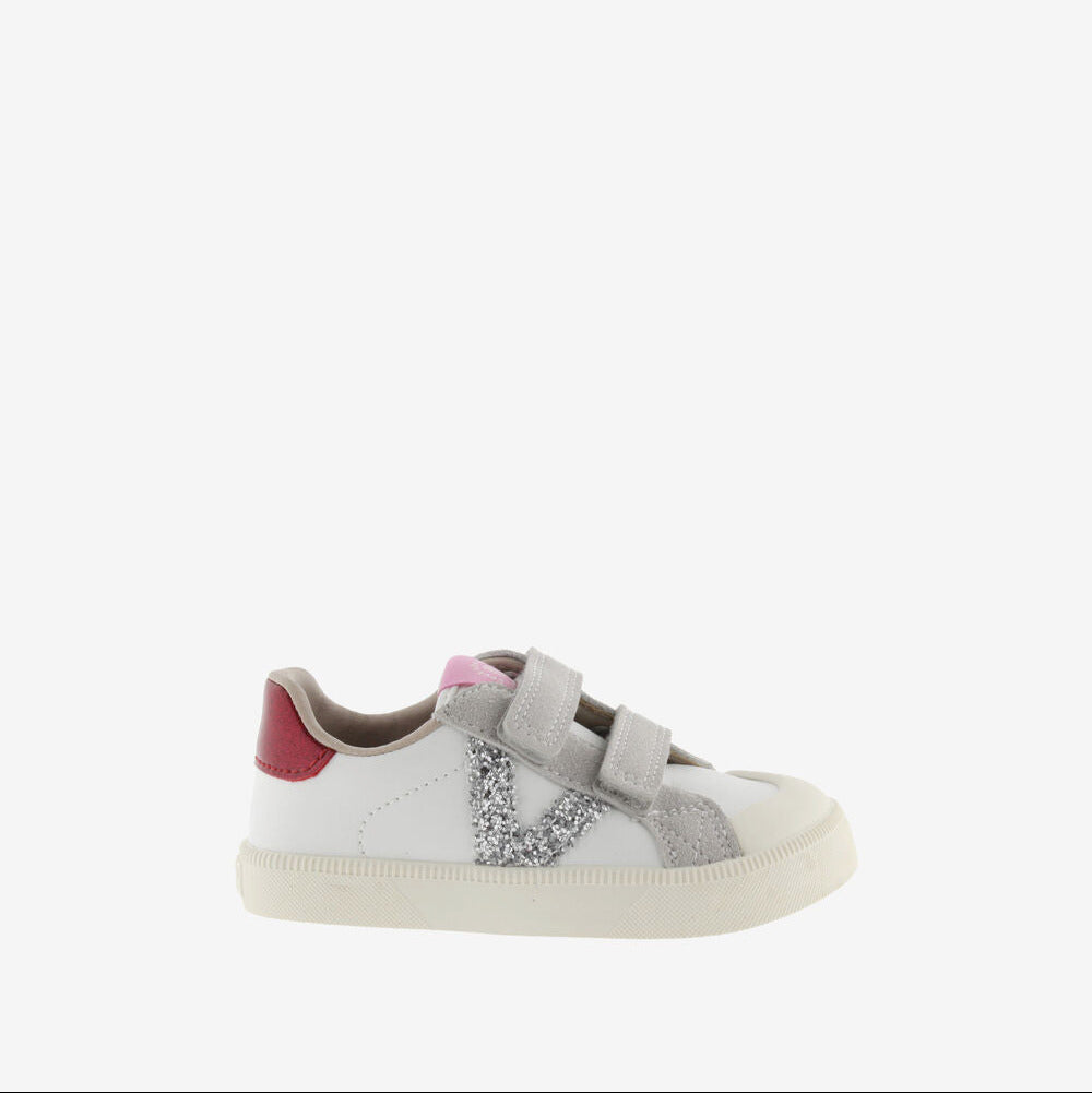 Sapatilha OLIVER Detalhes Prata - Victoria Shoes
