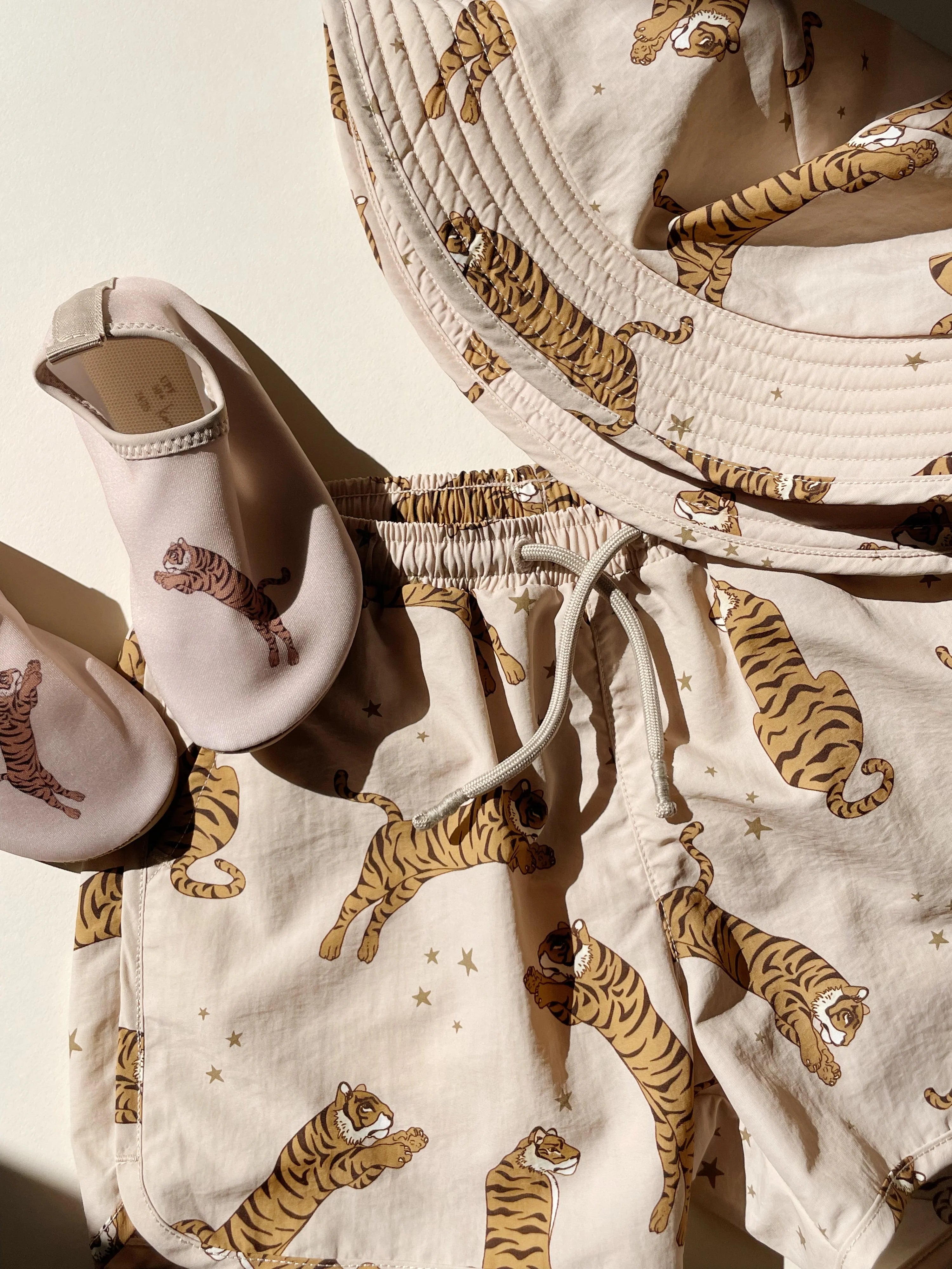 Sapatos de natação TIGER UV50+ - Konges Slojd