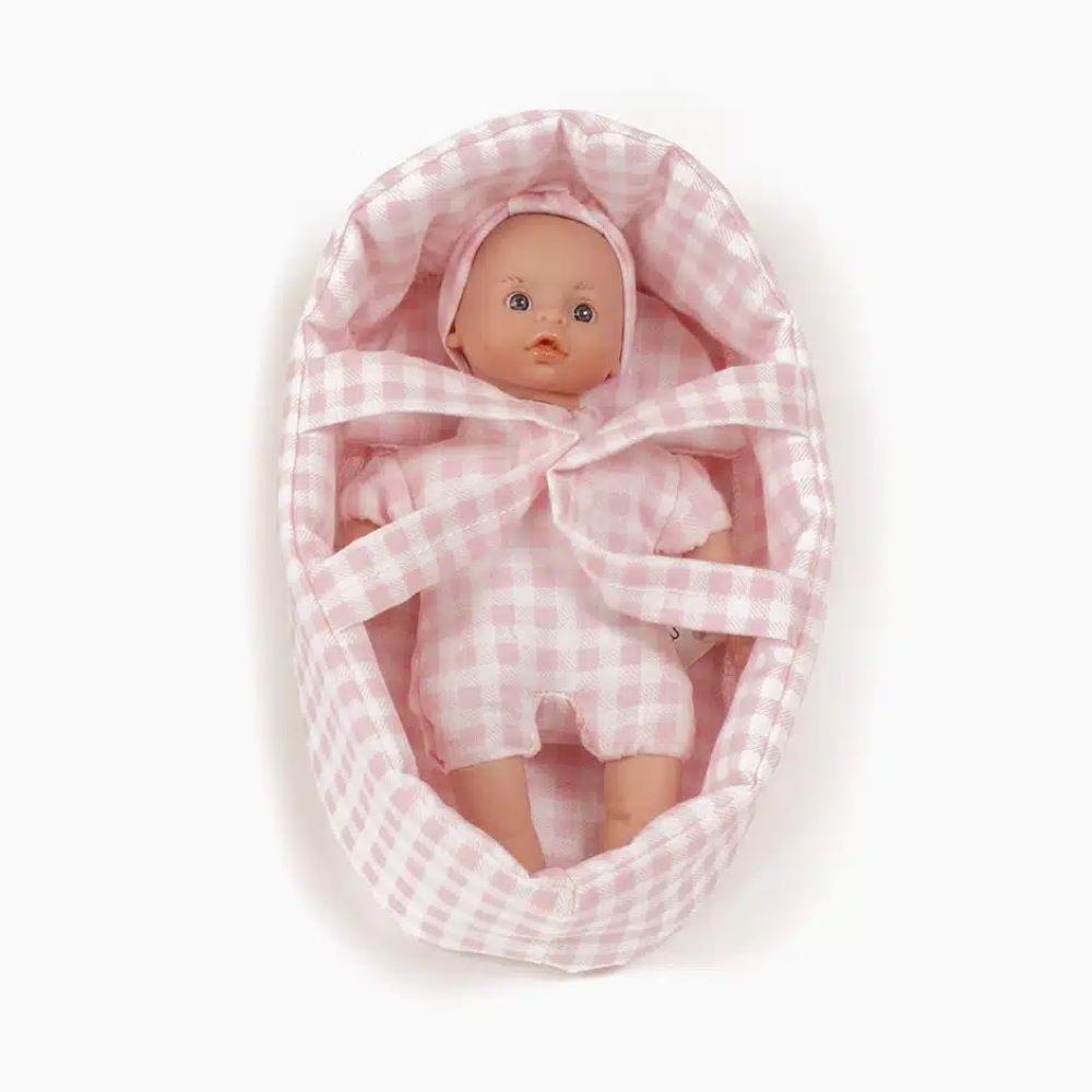 Mini bebé na alcofa - Minikane