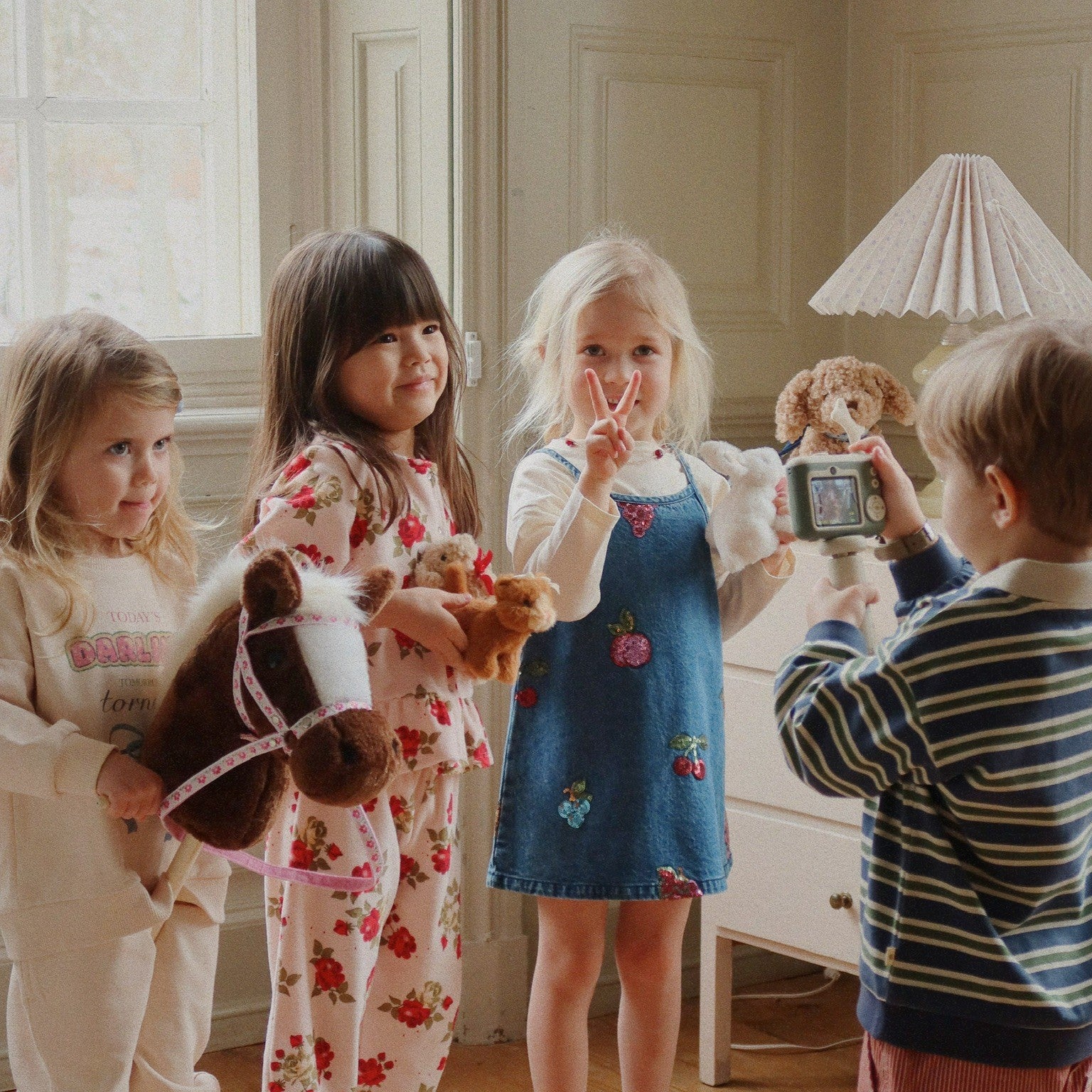 Cavalo de pau STORMY - Konges Slojd