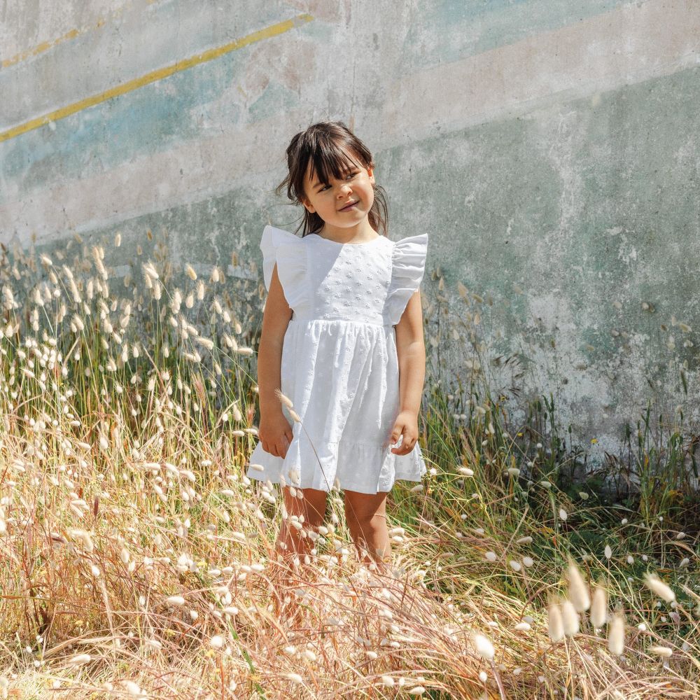 Vestido flores bordadas com laço nas costas - Laranjinha