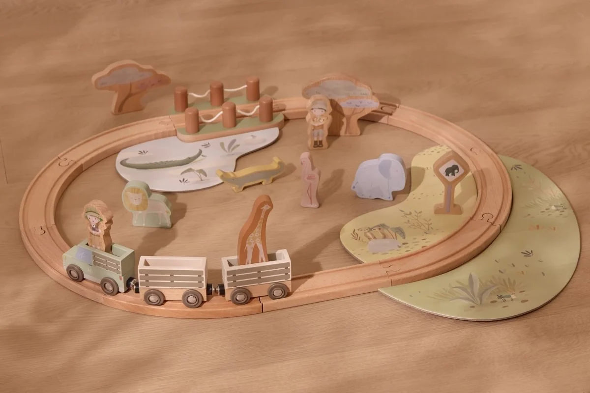 Pista de Comboio em Madeira | Safari Friends - LITTLE DUTCH