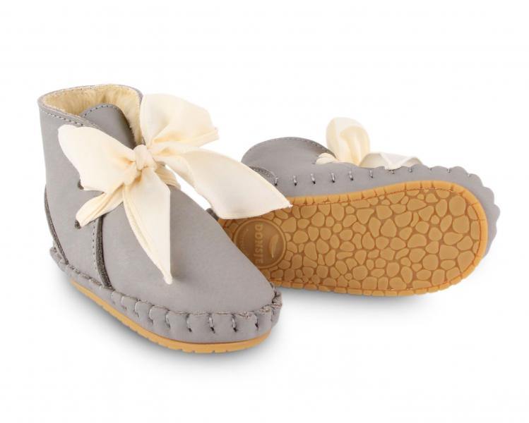 Botim em pele com laço de organza e forrado com pêlo - Donsje Amsterdam