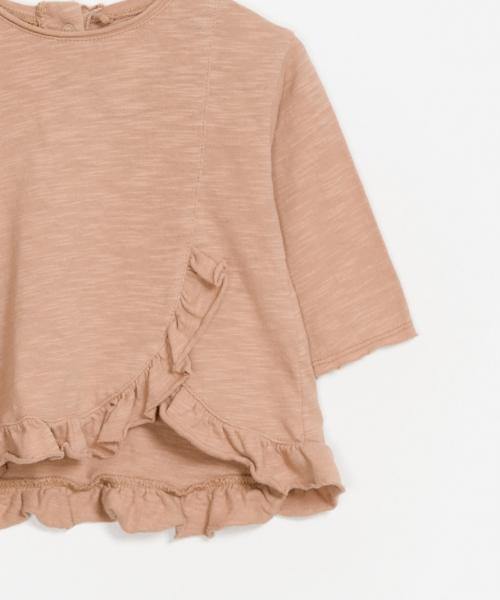 T-shirt com corte na diagonal - Play Up