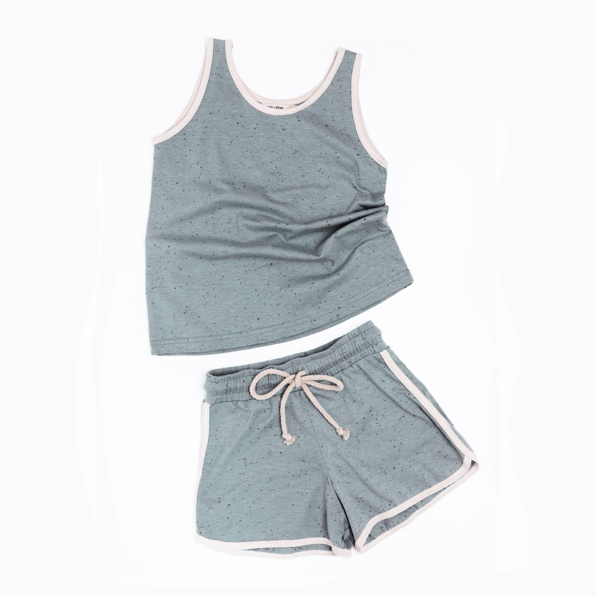 Conjunto t-shirt e calção - chuvadeamor