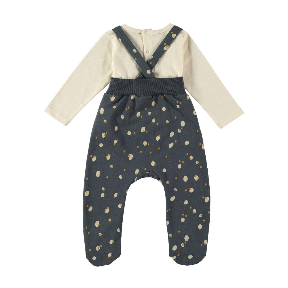 Calça de alças e camisola 